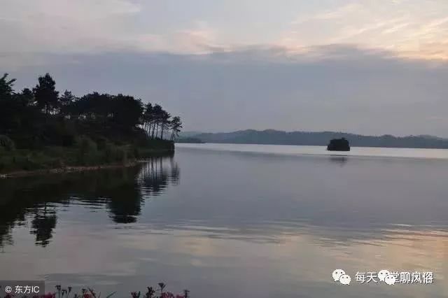 有关家居的风水知识书_墓地风水知识的书_风水大师现场讲解墓地风水