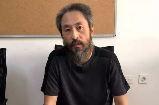 做梦恐怖袭击_梦见恐怖袭击自己躲起来了_梦见打恐怖袭击者