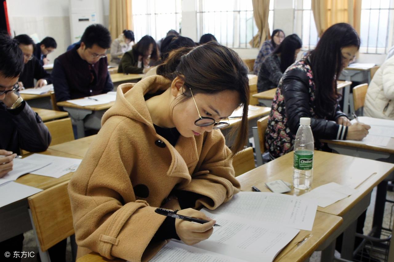 梦见见了鬼神是什么意思_发梦见鬼神_梦见看见鬼神是什么预兆